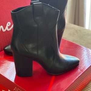 Faux leather booties - Aerosoles